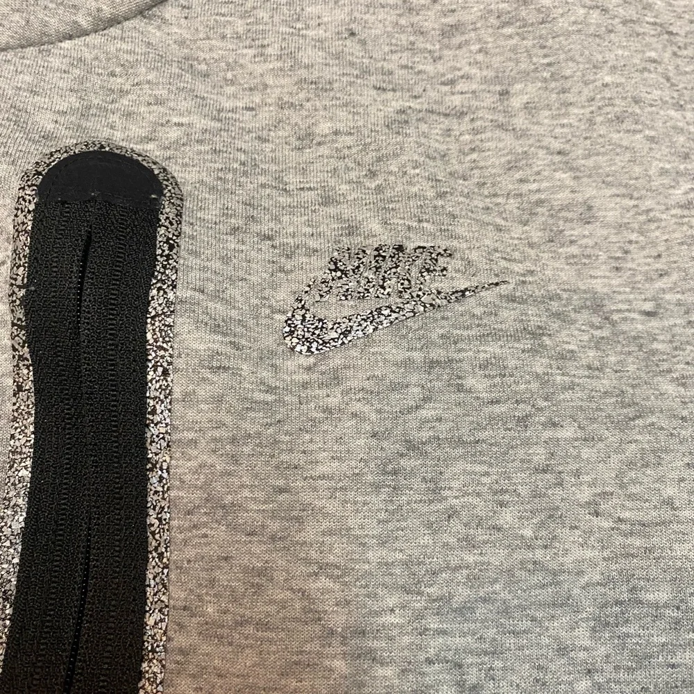 Nike sportswear tech